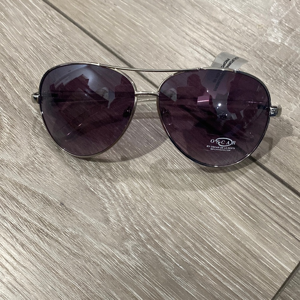 NWT! Oscar de la Renta Black Women Sunglasses